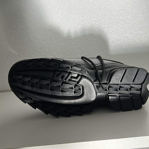 Fila Women’s Black Disruptor II Premium Repeat Shoes - Picture 8 of 13